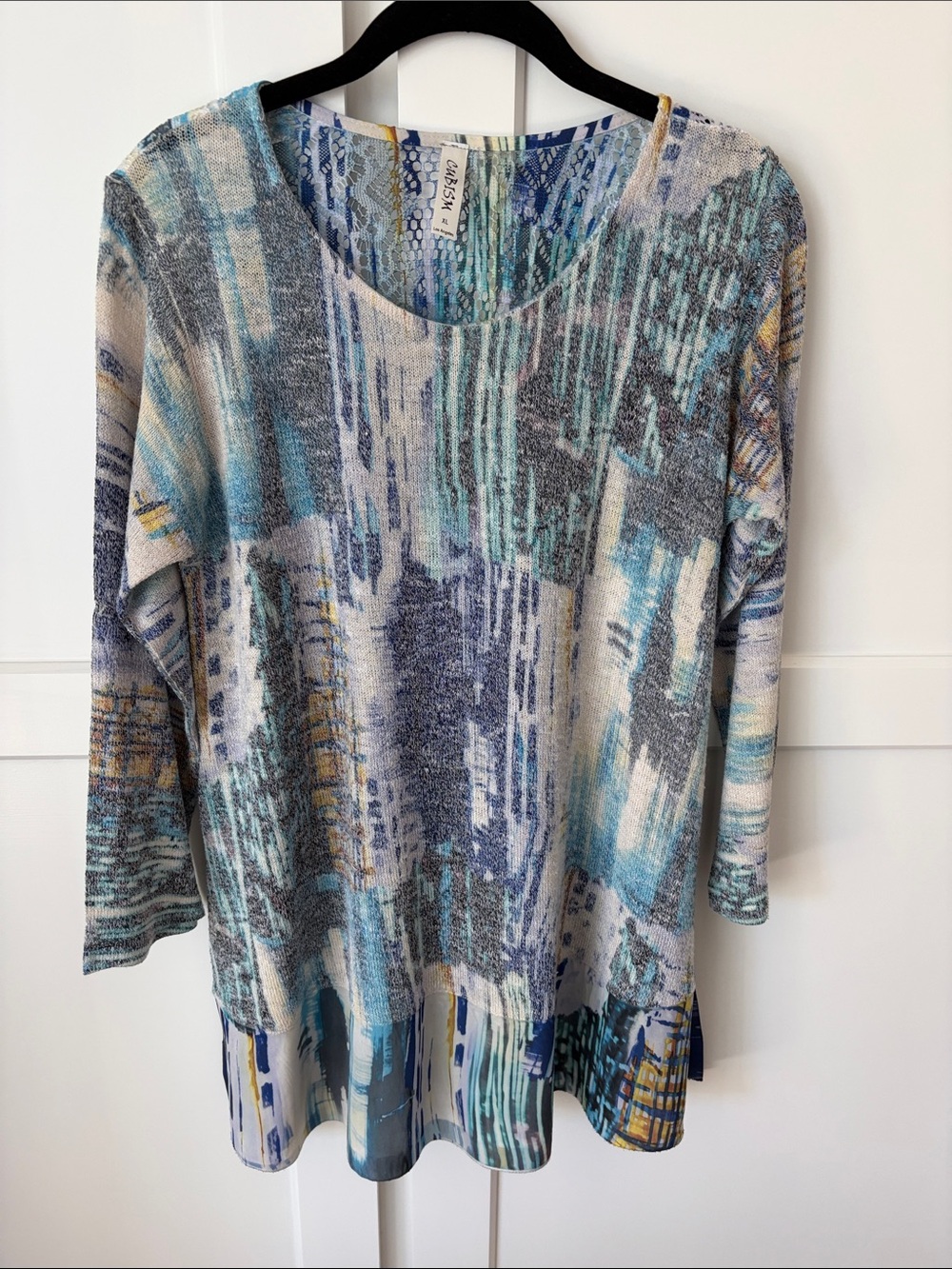 Abstract Print Long-Sleeve Tunic in Blue and Gray